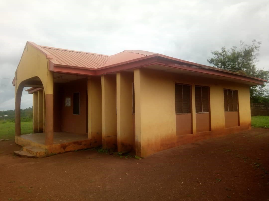 THE FIRST BAPTIST SCHOOL, ISIA, OKEHO OKEHO CONSTRUCTED AND STOCKED BY SEGUN AND TOUN GBADEGESIN FAMILY FOUNDATION